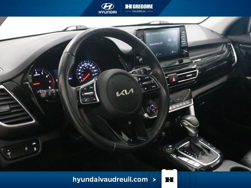 2023 Kia Seltos Grey Laval - photo #15