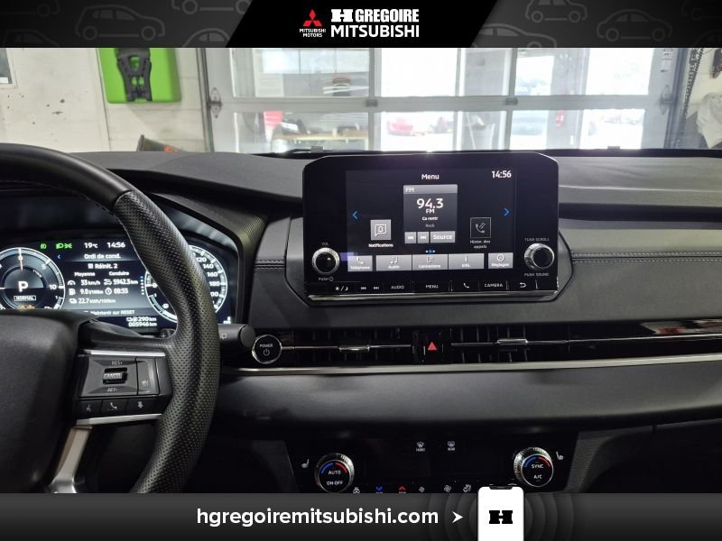 2025 Mitsubishi Outlander Plug-In Hybrid Grey Blainville - photo #27