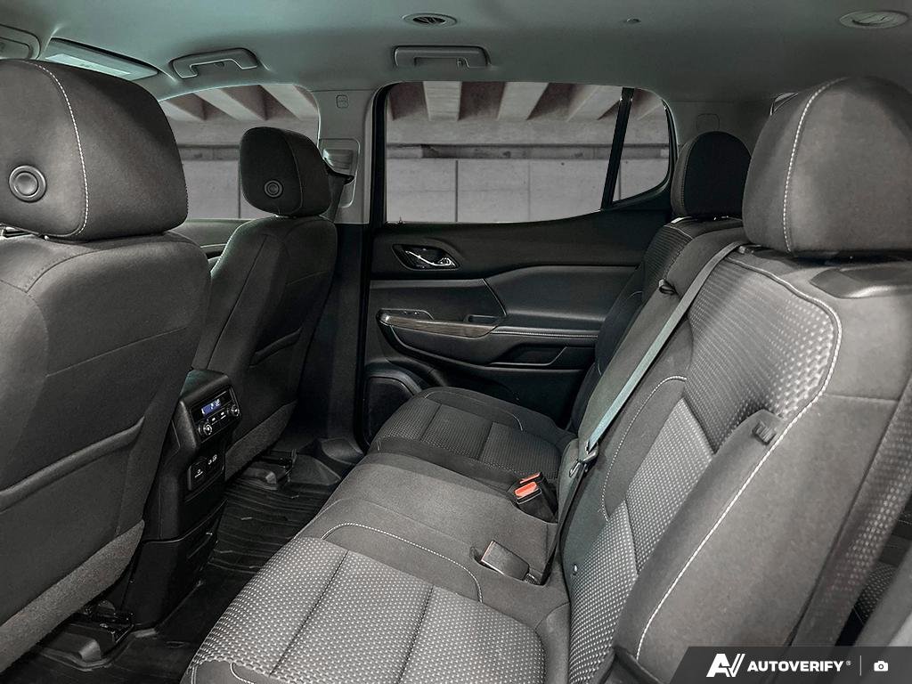 2021 GMC Acadia 2602052A | SLE White Edmonton - photo #22