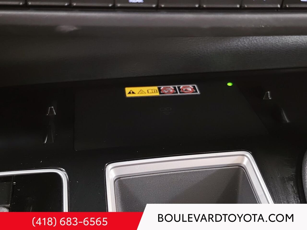 2026 Toyota Sienna 531863-48 | LIMITED, 7 PLACES White Québec - photo #15