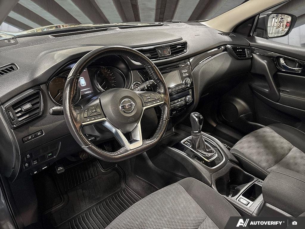 2018 Nissan Qashqai 2602152B | AWD SV CVT, new brakes, new tires and new shield. Grey Edmonton - photo #12