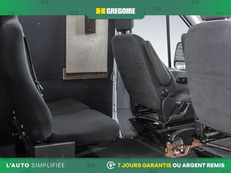 2019 Ford TRANSIT White Laval - photo #22