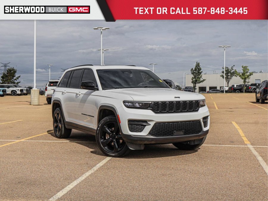 2025 Jeep Grand Cherokee Altitude V6 4X4 | Sunroof White