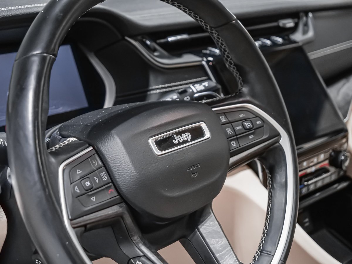 2021 Jeep Grand Cherokee L LIMITED NAV TOIT PANO SIÈGES VENTILÉS ATTELAGE Silver Montreal - photo #7