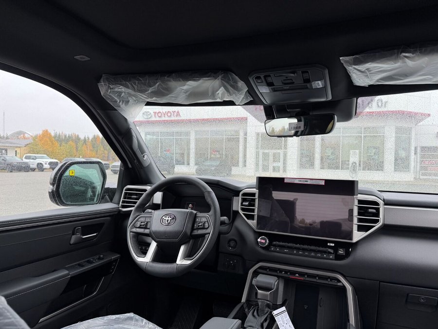 Toyota Tundra Limited CrewMax 4x4 caisse longue 2026 Frisson glacé nacré