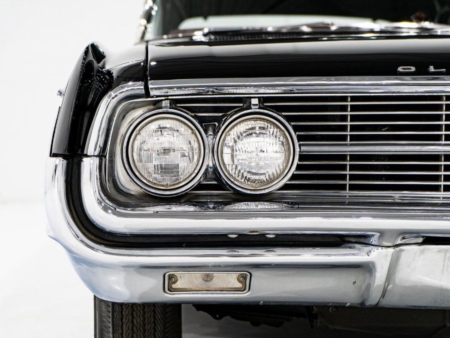 Oldsmobile Starfire 1962 1962 Noir