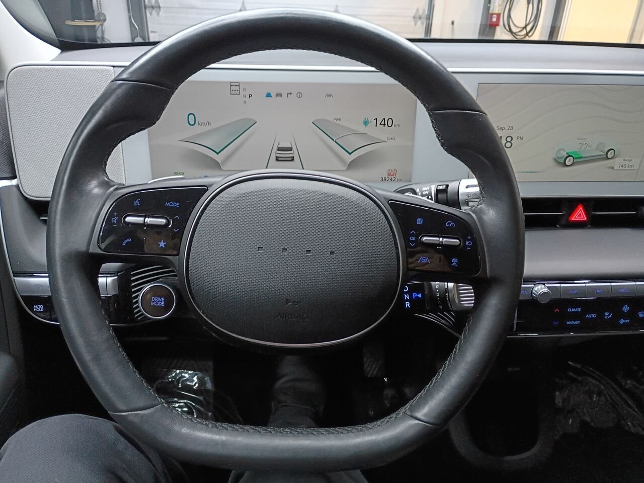2023 Hyundai IONIQ 5 White Blainville - photo #21