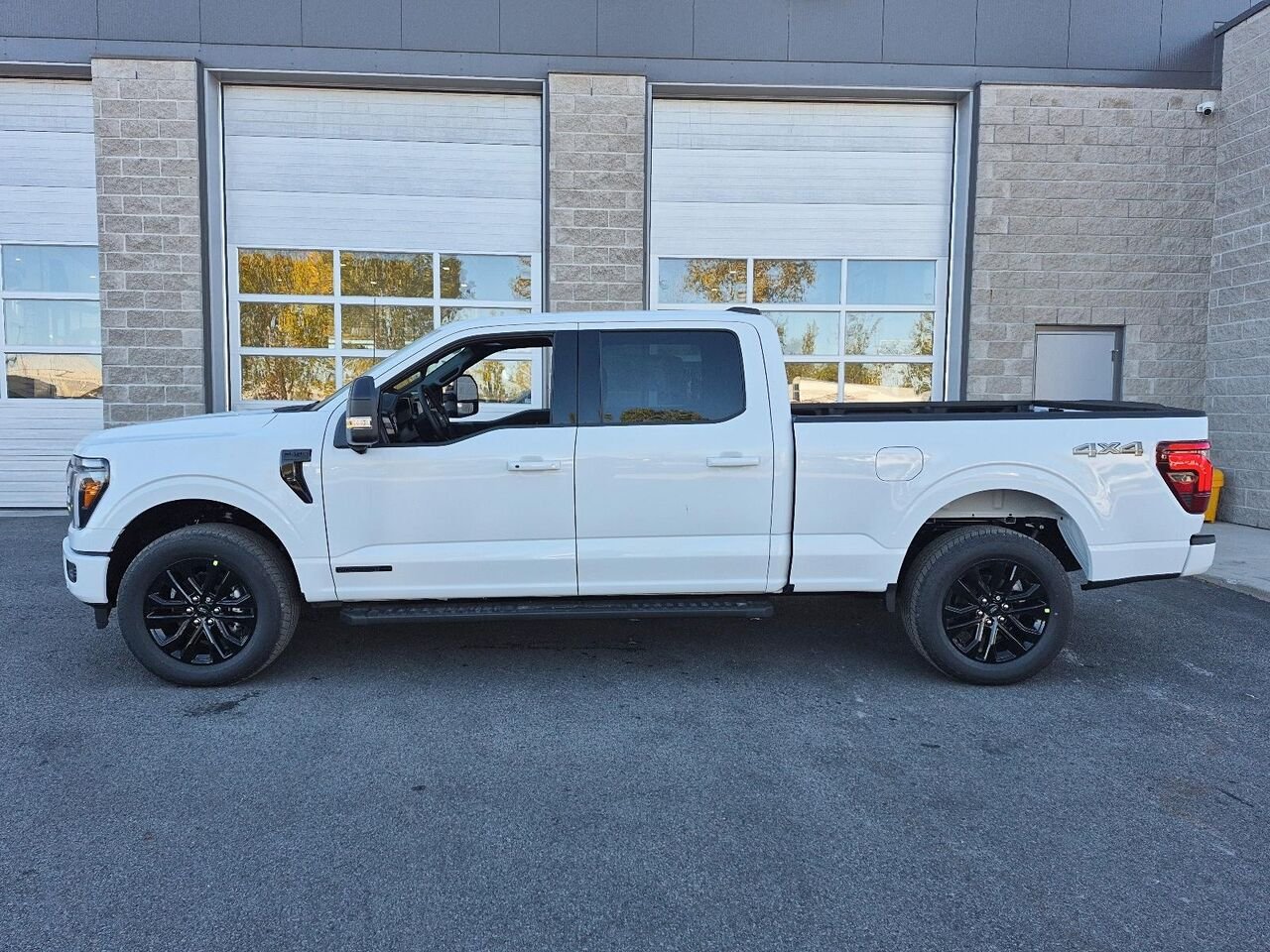 Ford F-150 2F368 | LARIAT 2026 Blanc Oxford Saint-Jérôme - photo #2
