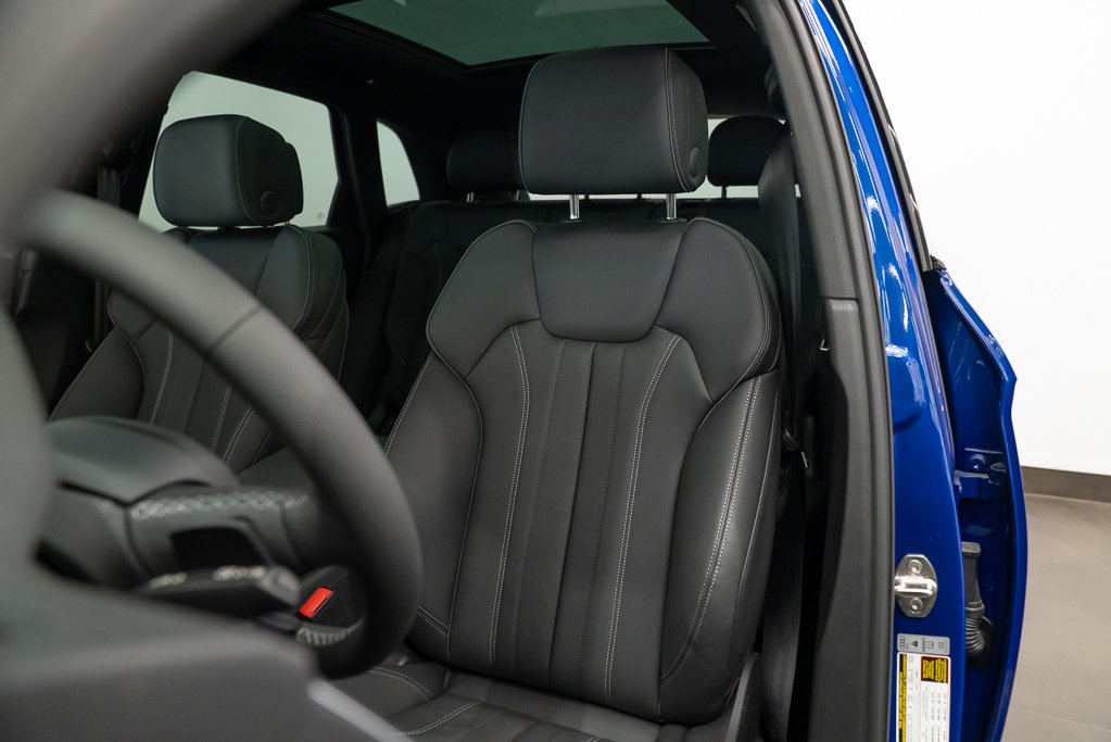 2023 Audi Q5 Blue Saint-Eustache - photo #12