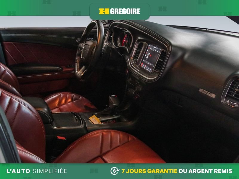 2019 Dodge Charger White Blainville - photo #31