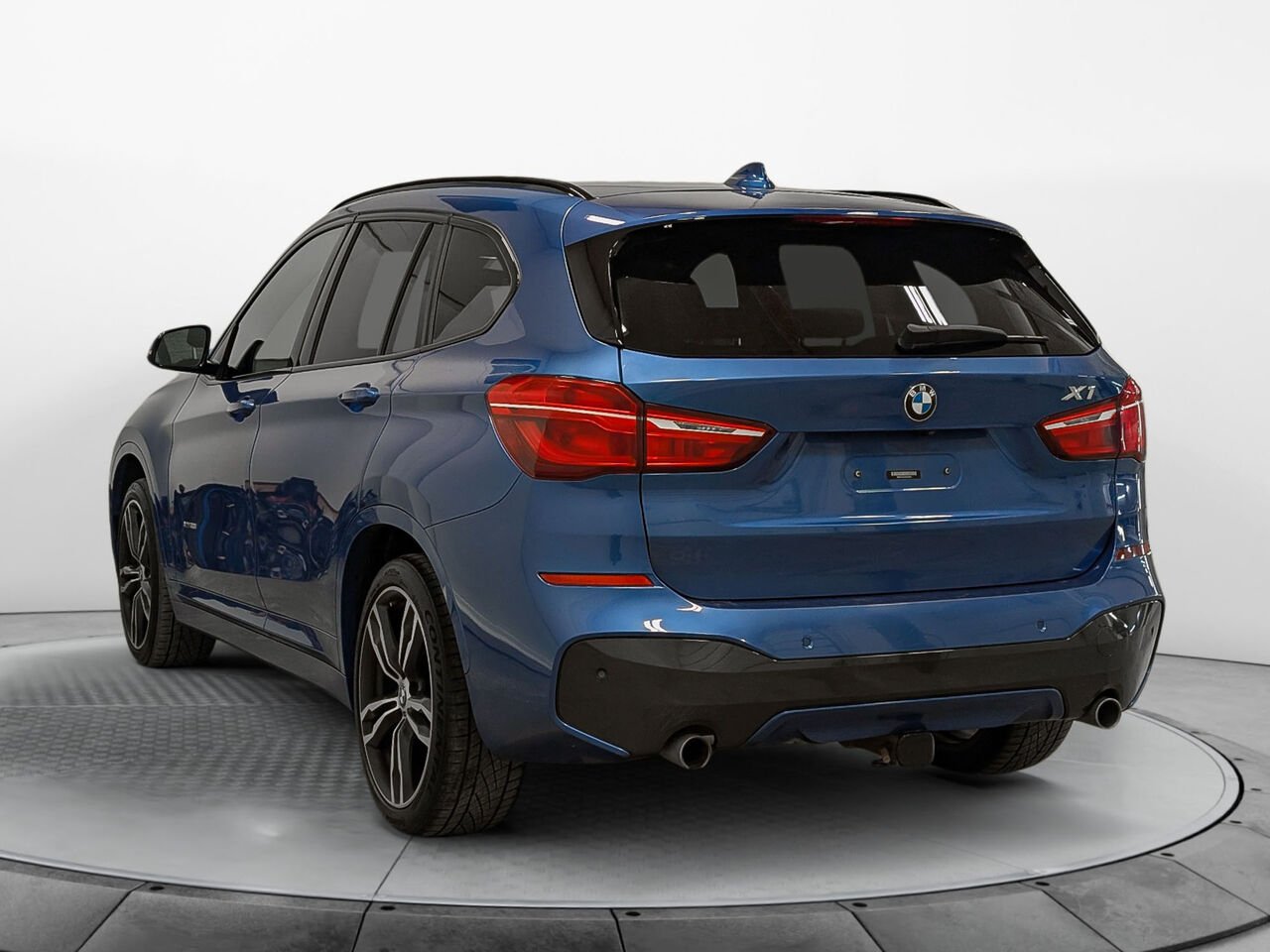 2018 BMW X1 xDrive 28i M Sport Premium Package Blue Sherbrooke - photo #3