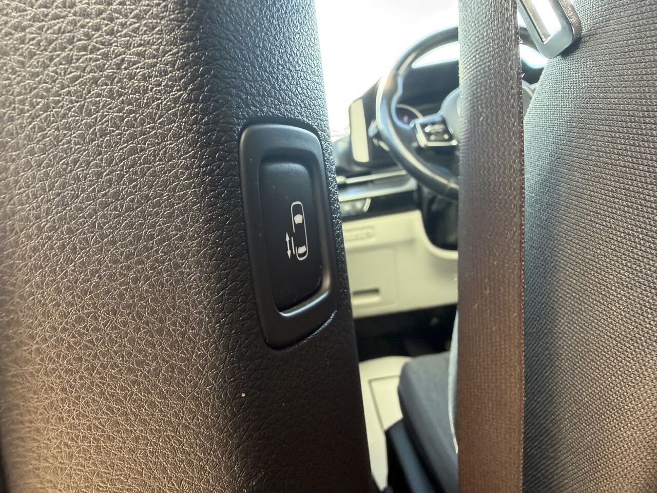 Kia Carnival LX PLUS 8 PASSAGERS 2022 Noir Laval - photo #9