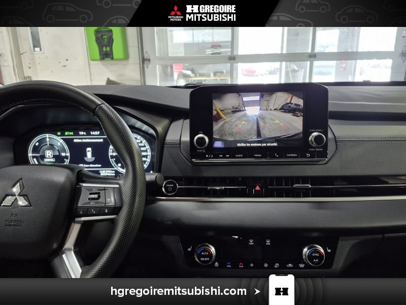 2025 Mitsubishi Outlander Plug-In Hybrid Grey Blainville - photo #26