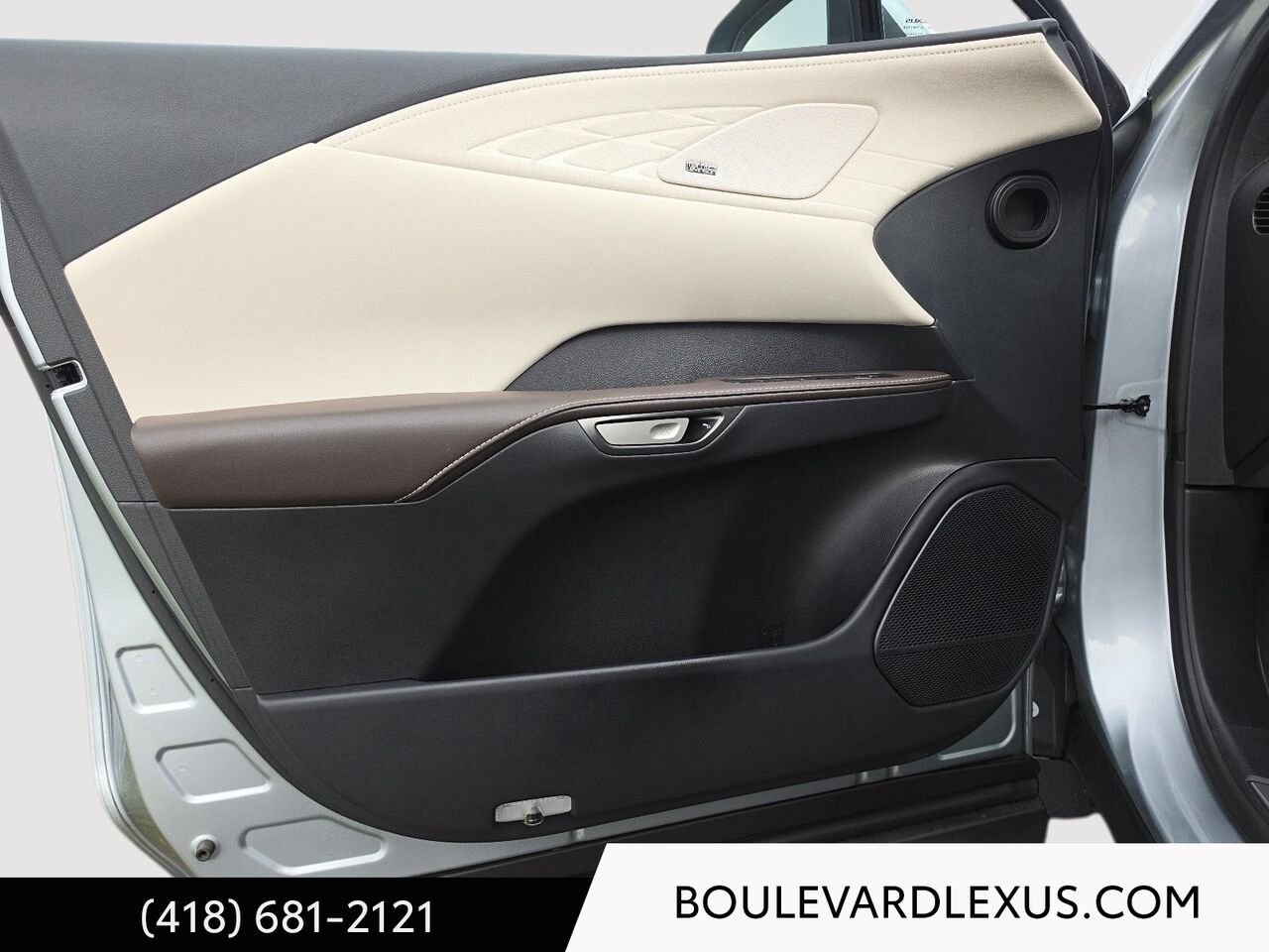 Lexus RX 19911A | RX 350 BA 2024 Argent Québec - photo #7