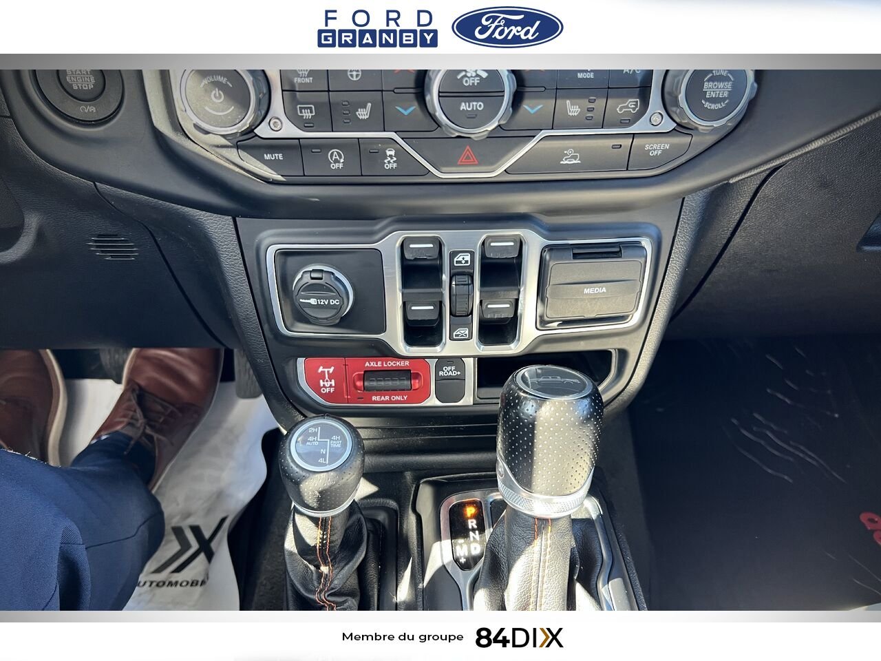 Jeep Gladiator 2021 Noir Granby - photo #27