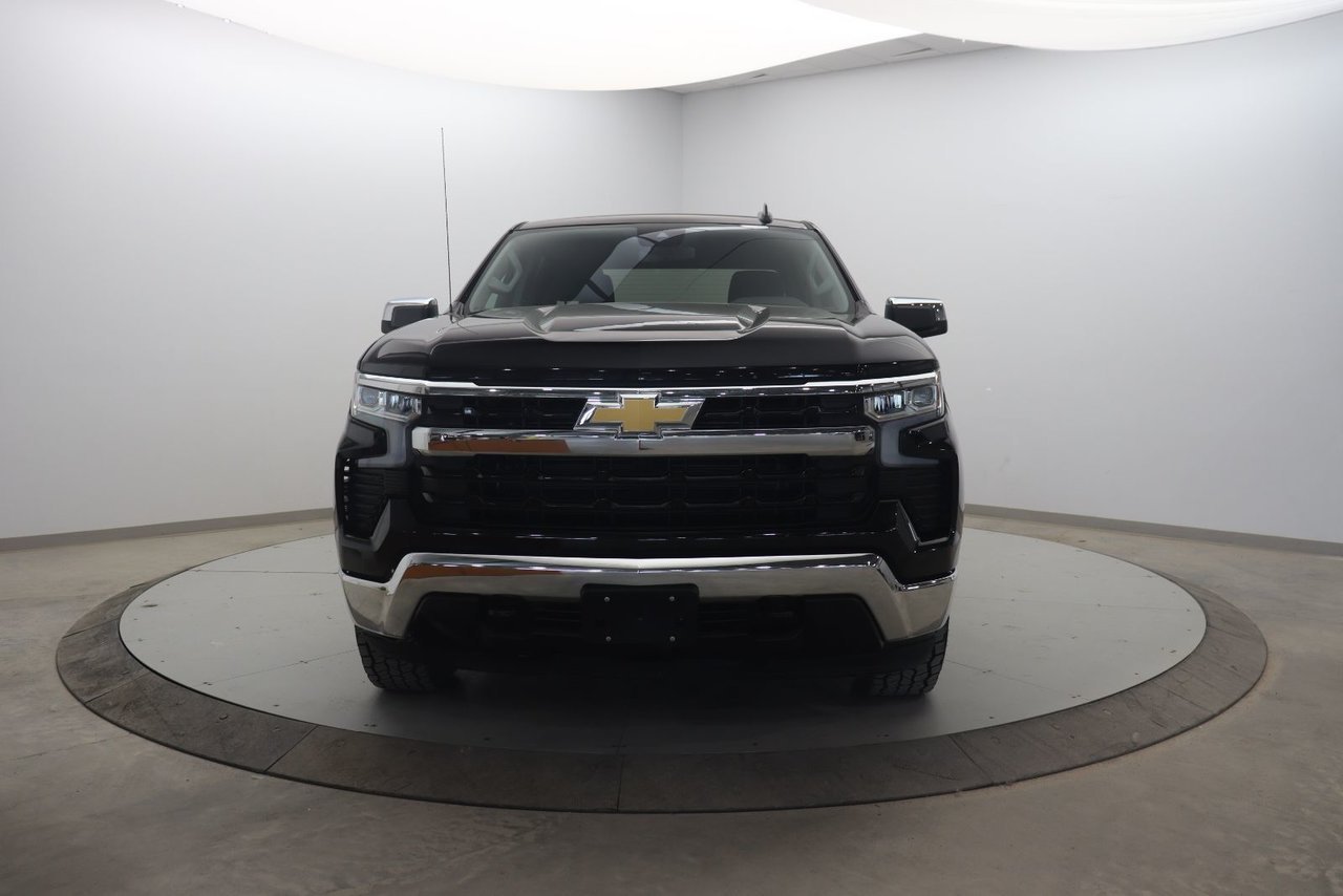 2025 Chevrolet Silverado 1500 LT Black Baie-Comeau - photo #1
