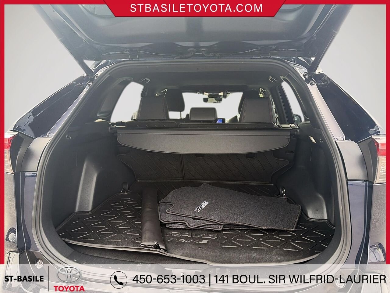 TOYOTA RAV4 PRIME 2023 Bleu Saint-Basile-le-Grand - photo #8