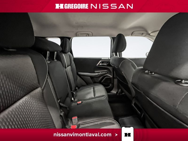 Mitsubishi Outlander PHEV 2023 Gris Laval - photo #15