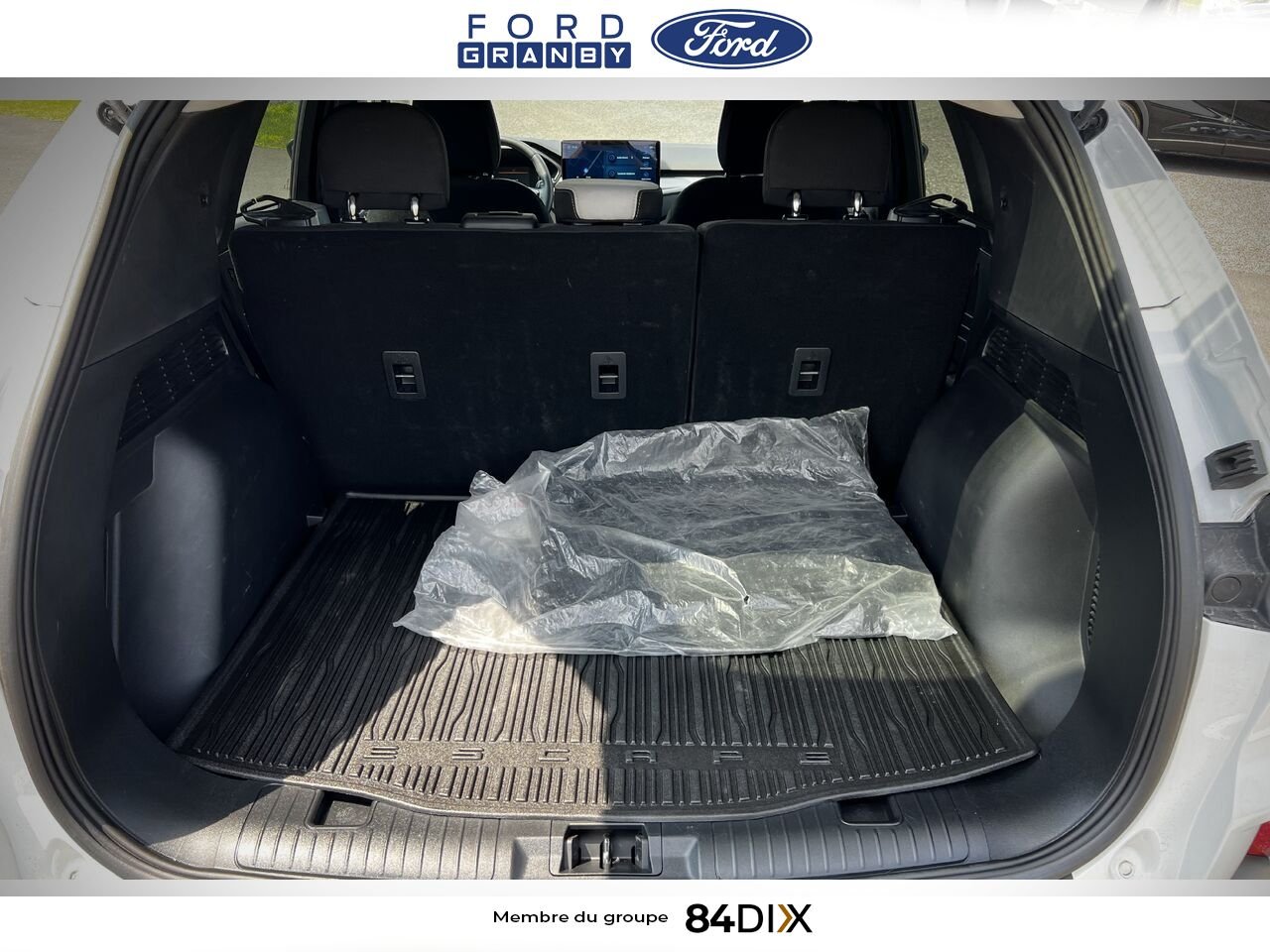 2025 Ford Escape White Granby - photo #22