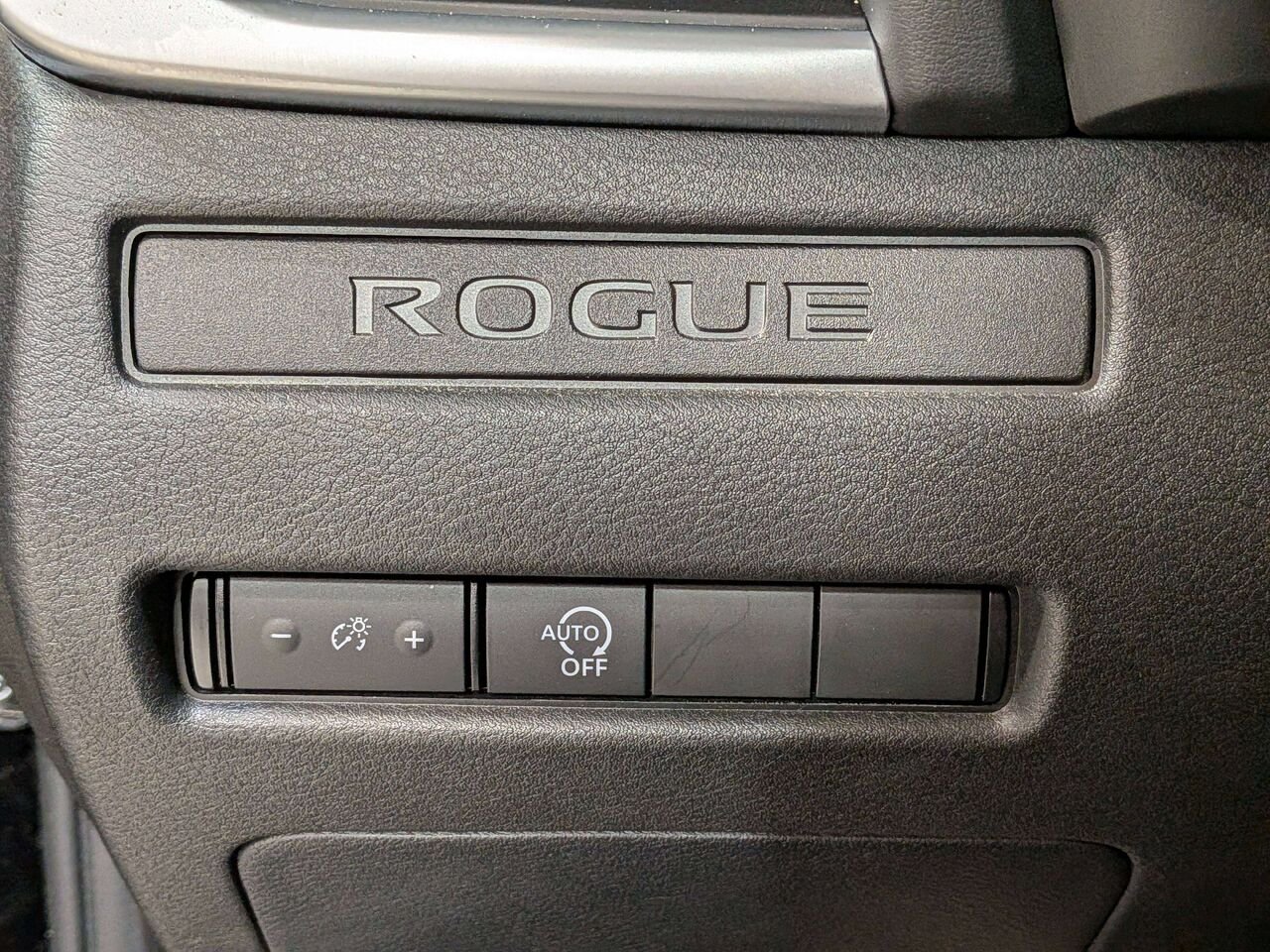 2024 Nissan Rogue AWD S Black Val-David - photo #29