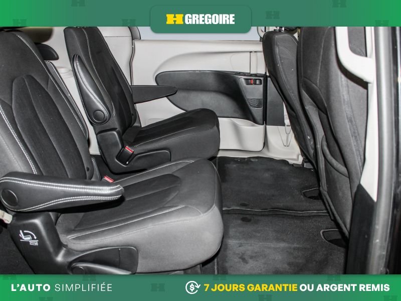 Chrysler Grand Caravan 2024 Noir Laval - photo #20