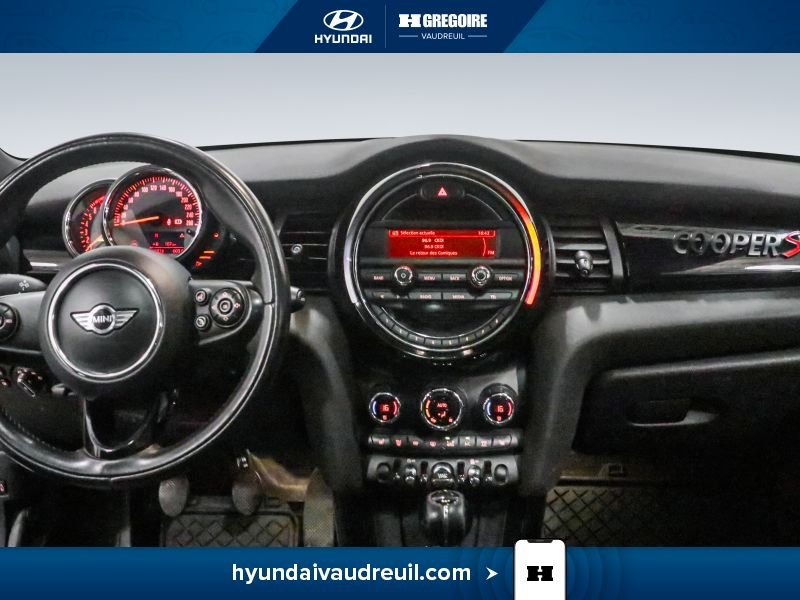 2015 Mini Cooper Beige Laval - photo #23