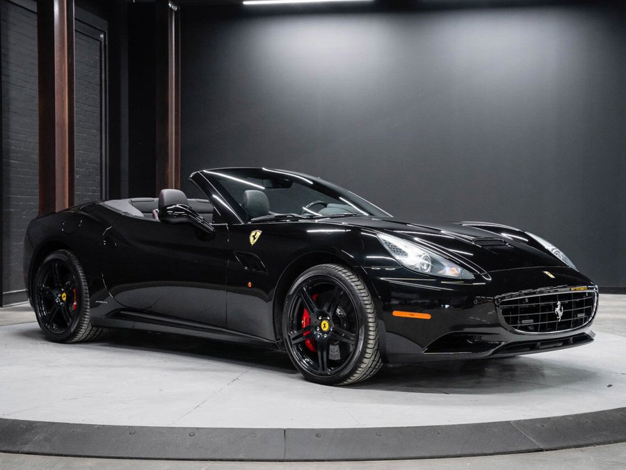2010 Ferrari California 2010 Black