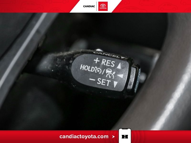 2022 Toyota C-HR Grey Laval - photo #26