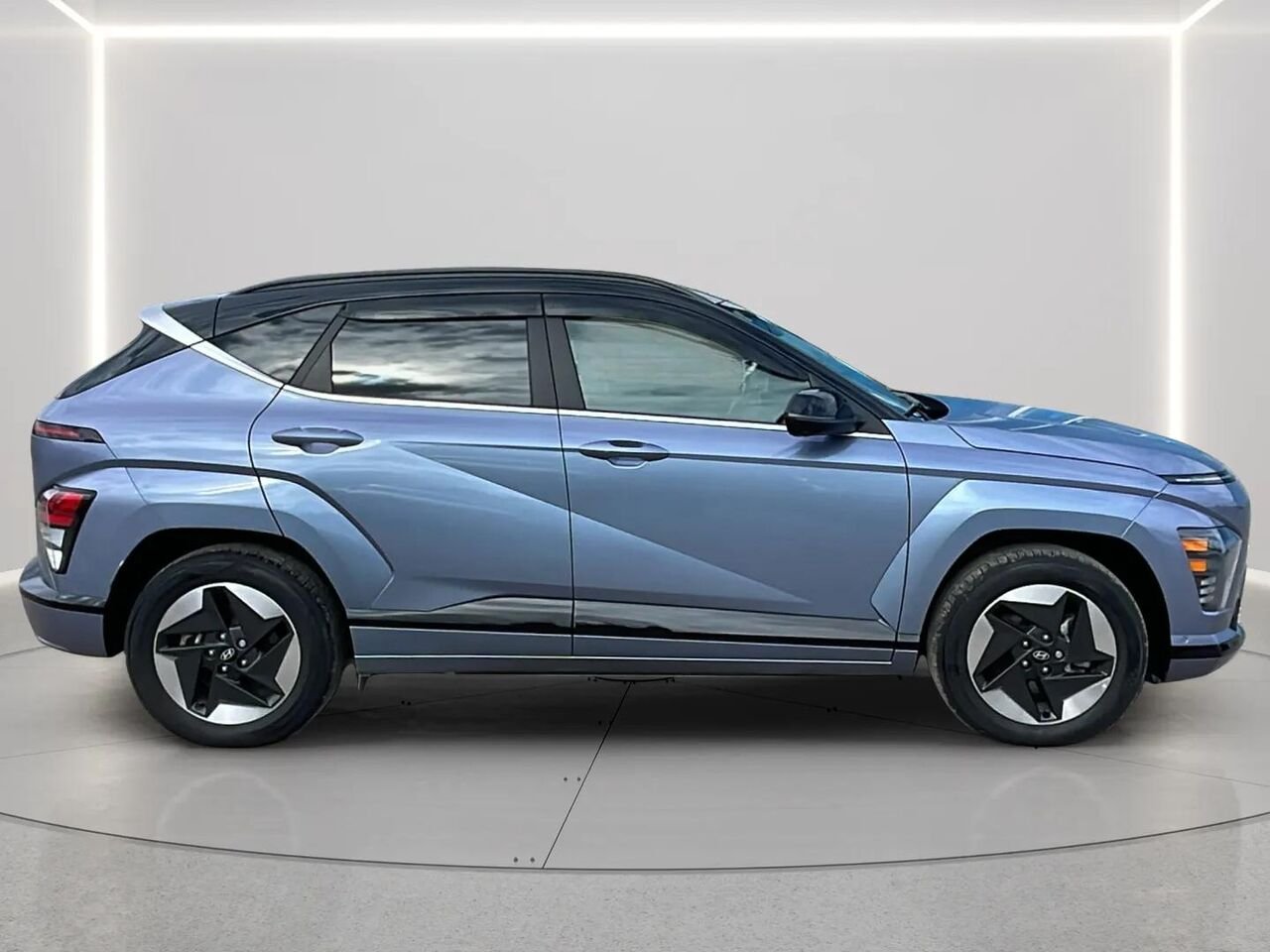 Hyundai Kona électrique Preferred TA avec ensemble Ultimate deux tons 2025 Bleu Gatineau - photo #5
