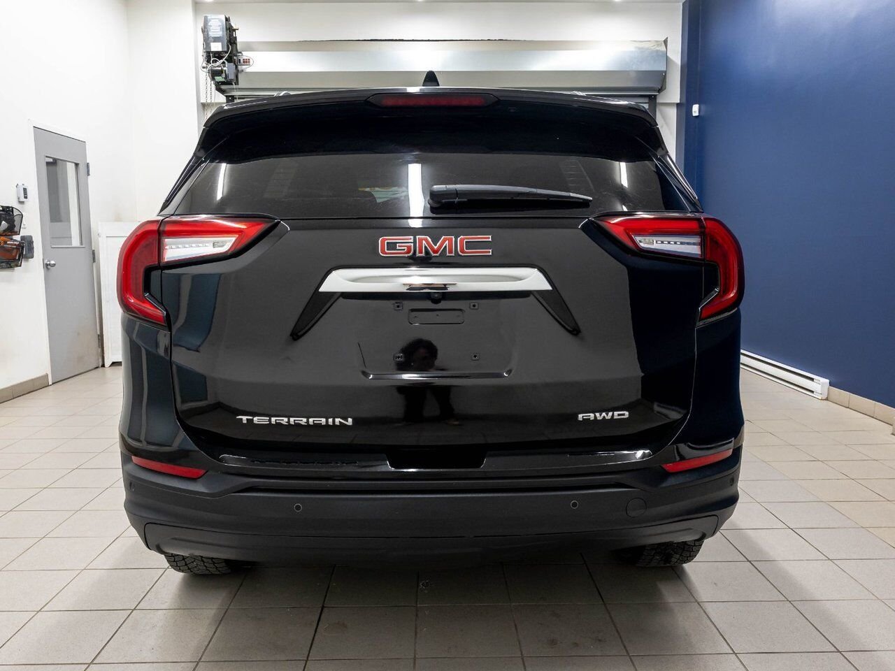 GMC Terrain SLE AWD *SIÈGES CHAUFF* HAYON ELECT REG ADAPT 2024 Noir Saint-Jérôme - photo #5