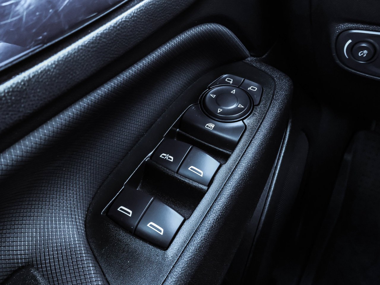 2024 Chevrolet Equinox AWD 4dr RS Grey Sherwood Park - photo #14