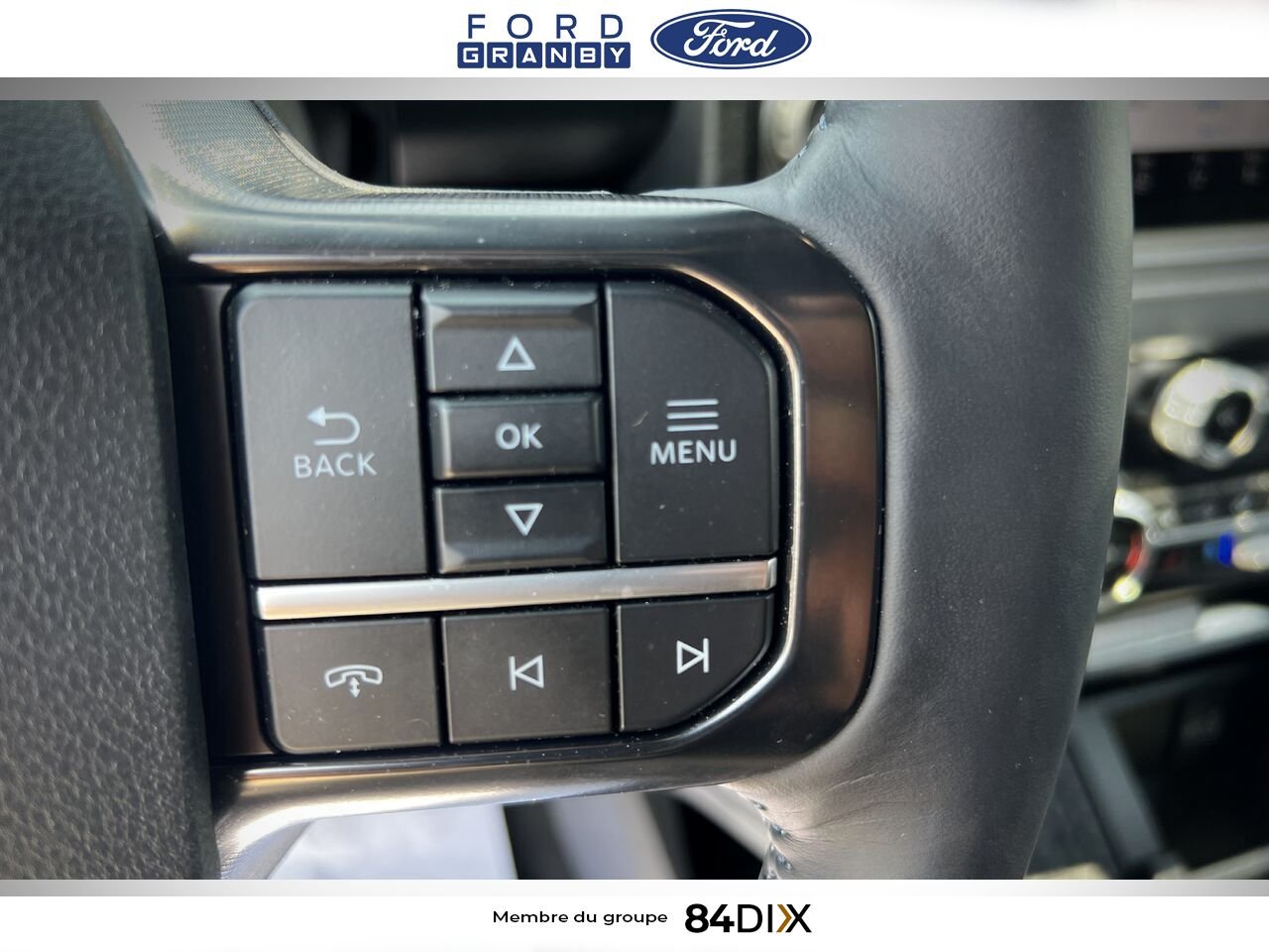 Ford Super Duty F-250 SRW 2025 Blanc Granby - photo #24