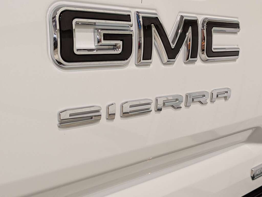 GMC Sierra 1500 2024 Blanc Val-David - photo #36