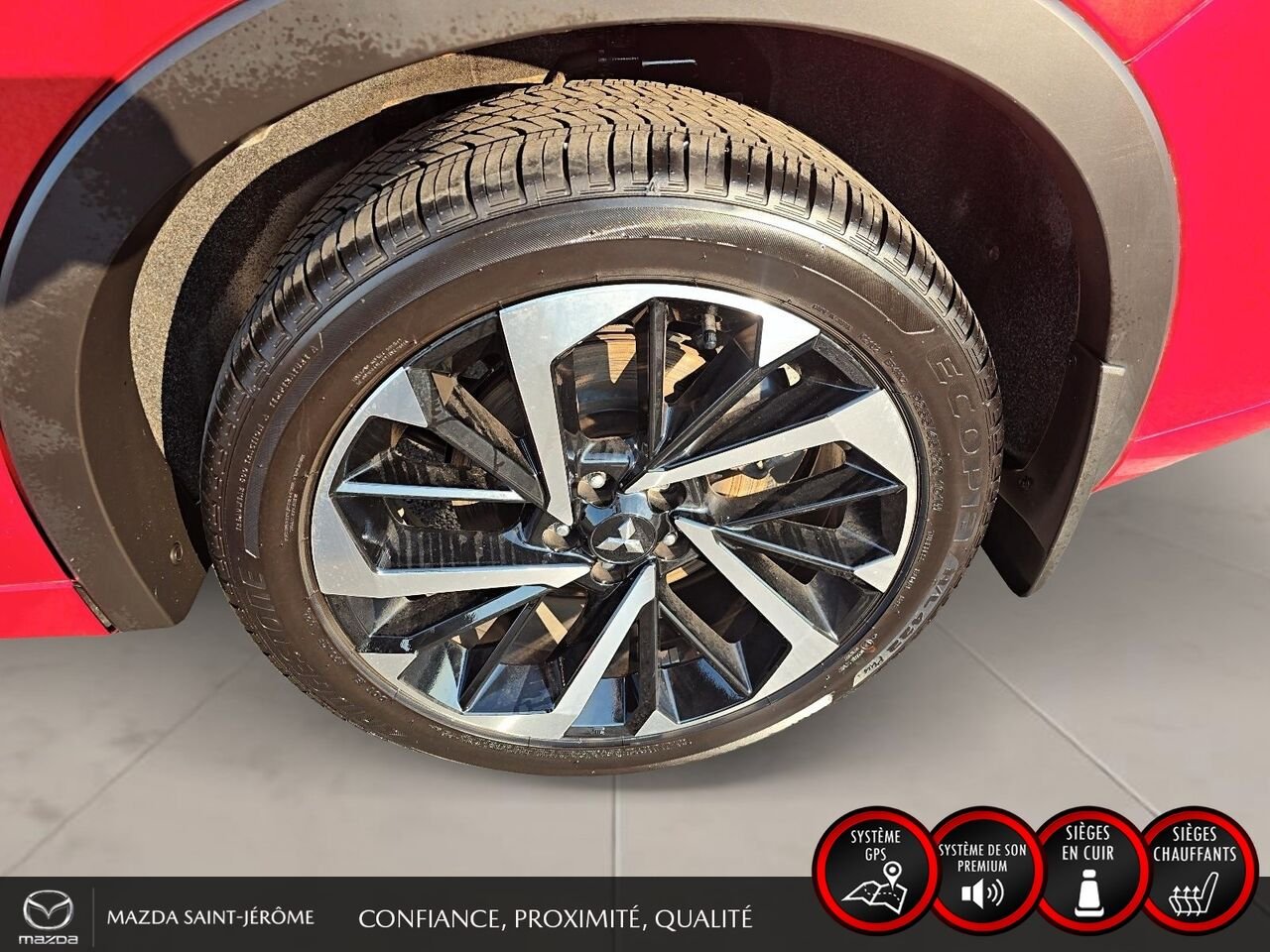 2024 Mitsubishi Outlander Red Ste-Agathe des Monts - photo #11