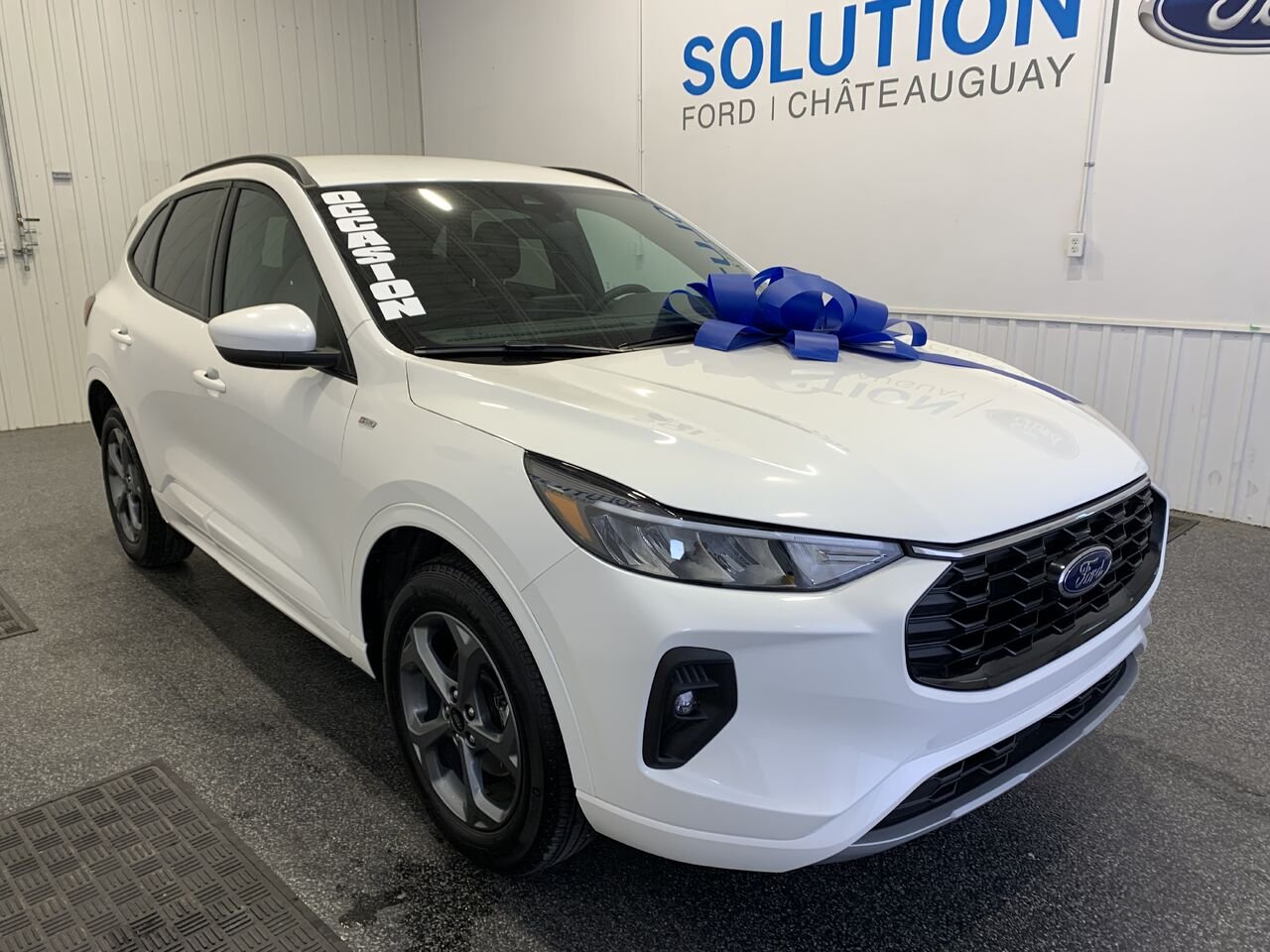 2024 Ford Escape ST-LINE AWD ST-Line Select TI White Châteauguay - photo #4