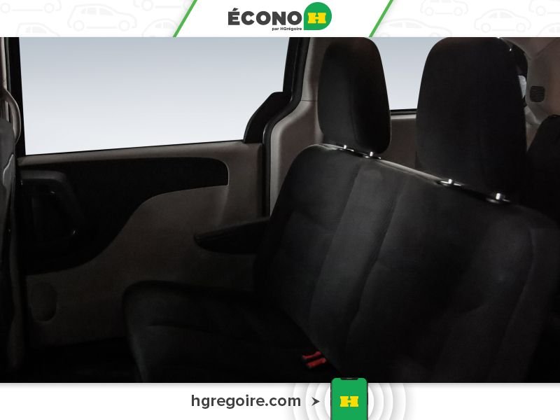 2018 Dodge GR Caravan Grey Laval - photo #15