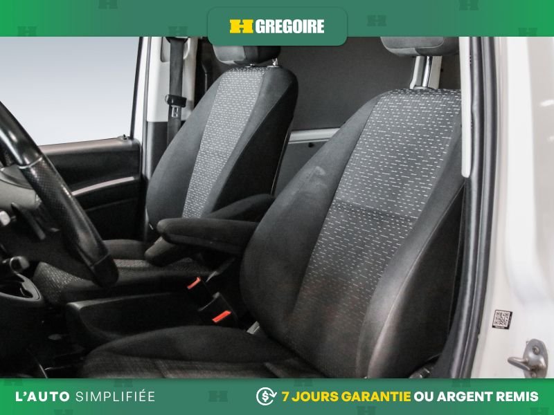 Mercedes Benz Metris 2023 Blanc Blainville - photo #10