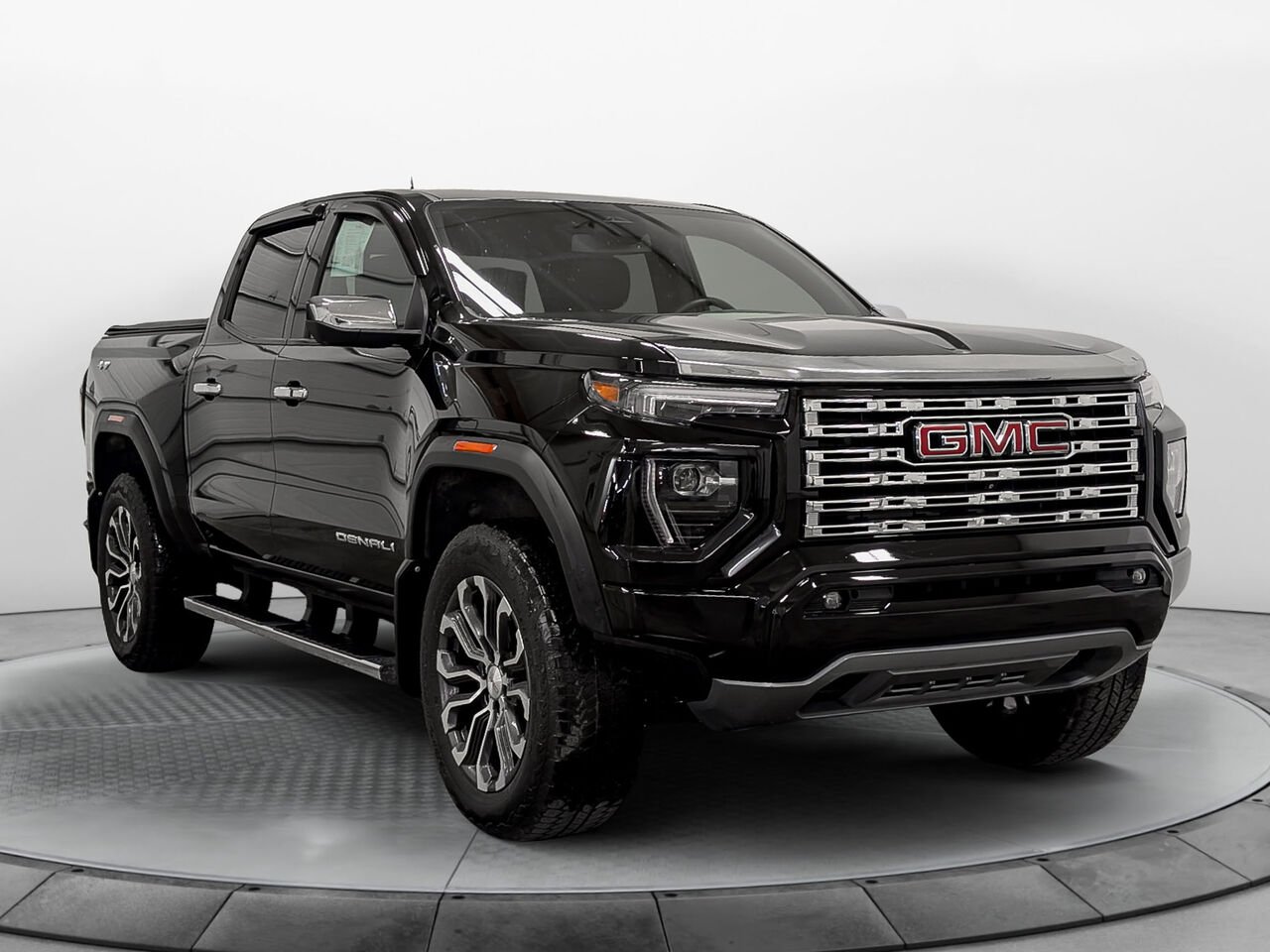 GMC Canyon Denali 4WD Denali cabine multiplace 4RM 2023 Autre Sherbrooke - photo #1