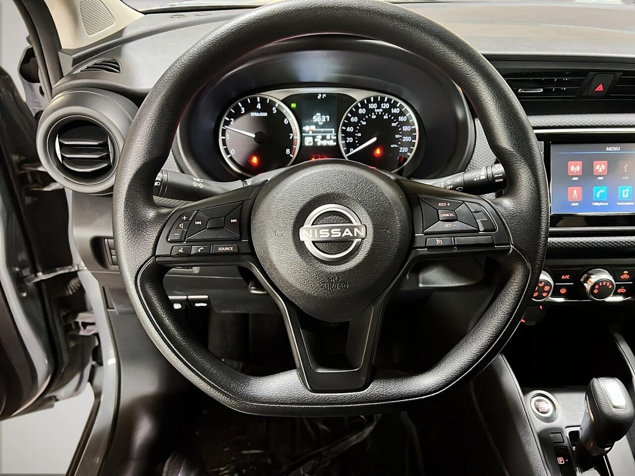 Nissan Kicks S TA 2024 Gris Québec - photo #11