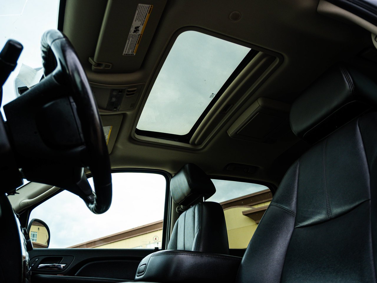 2009 Chevrolet Silverado 1500 4WD Crew Cab 143.5 LTZ White Sherwood Park - photo #15