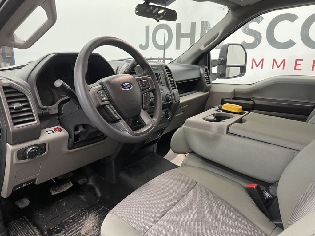 2022 Ford Super Duty F-550 Location Disponible / Leasing Available White Kirkland - photo #11