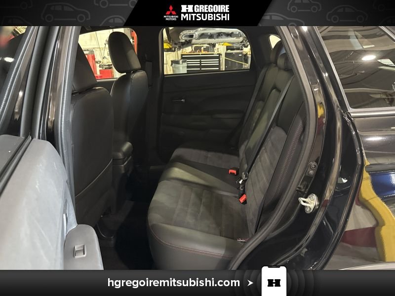 2020 Mitsubishi RVR Black Saint-Eustache - photo #27