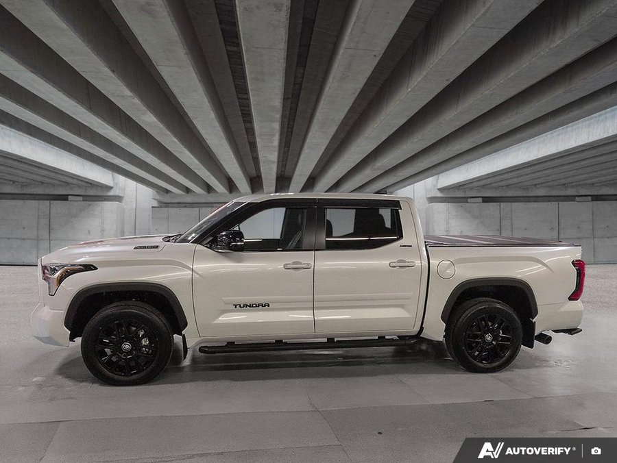2025 Toyota Tundra 4x4 Crewmax Limited Hybrid White