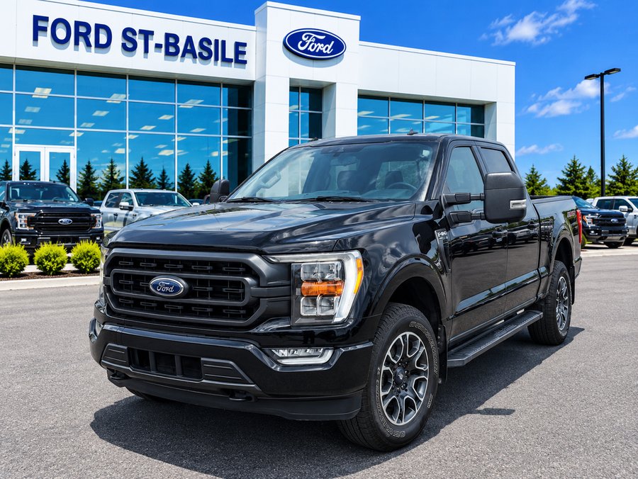 Ford F-150 XLT cabine SuperCrew 4RM caisse de 6,5 pi 2021 Noir