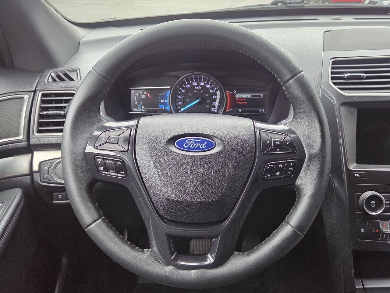 Ford Explorer XLT AWD 2018 Noir Granby - photo #16
