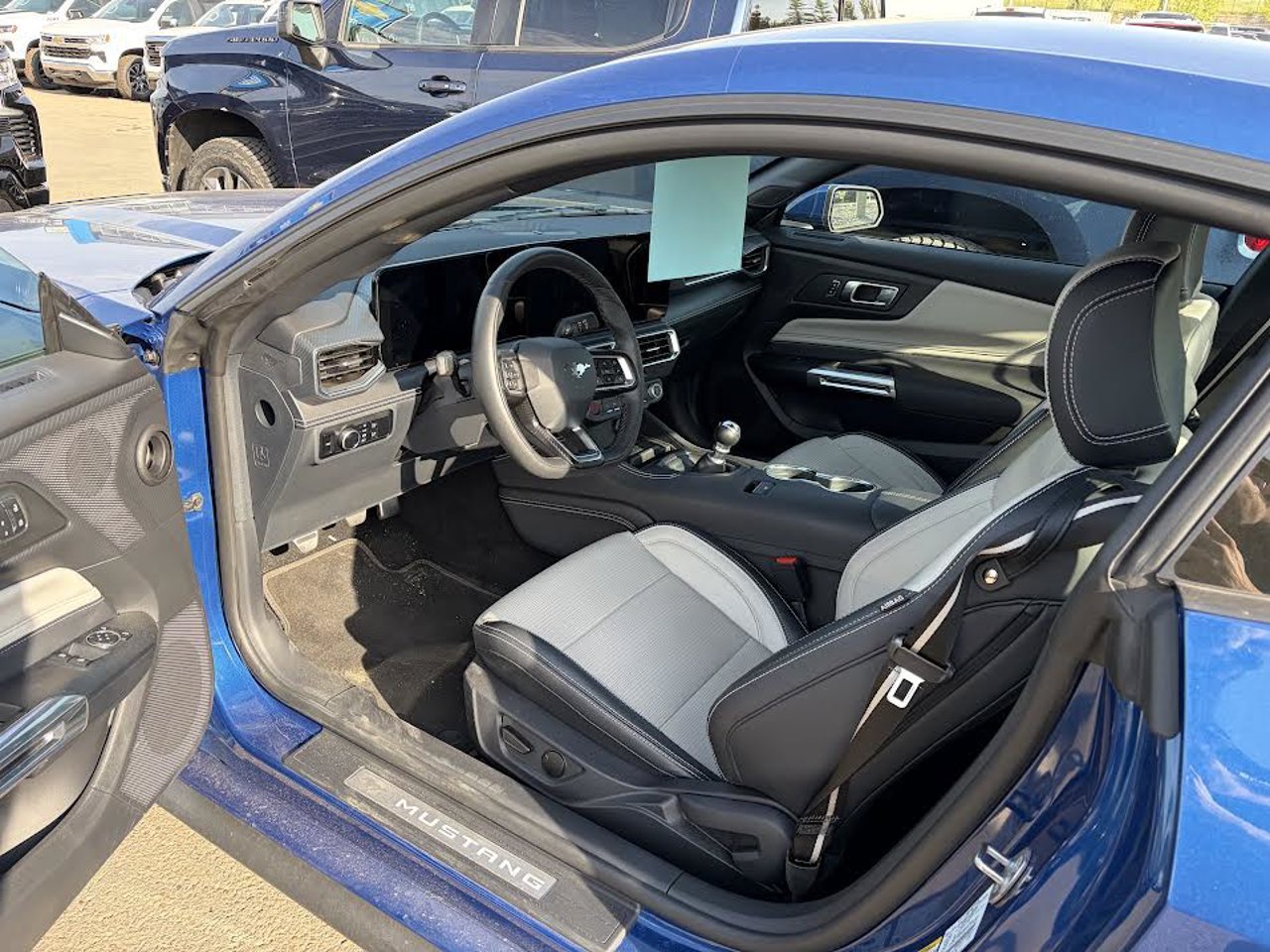 2024 Ford Mustang GT Premium Fastback Blue Sherwood Park - photo #5