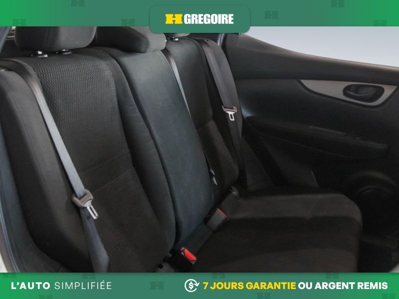 2019 Nissan Qashqai White Blainville - photo #25