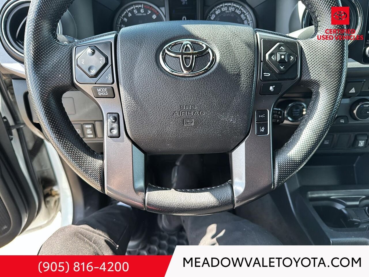 2022 Toyota Tacoma 6 Cylinder, New Tires, Tonneau Cover, Reliable and Dependable White Mississauga - photo #13