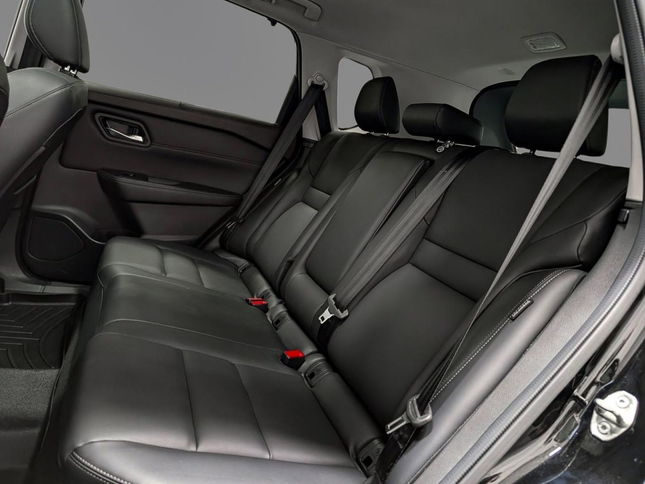 2023 Nissan Rogue SV avec ensemble Toit ouvrant Saint-Eustache - photo #11