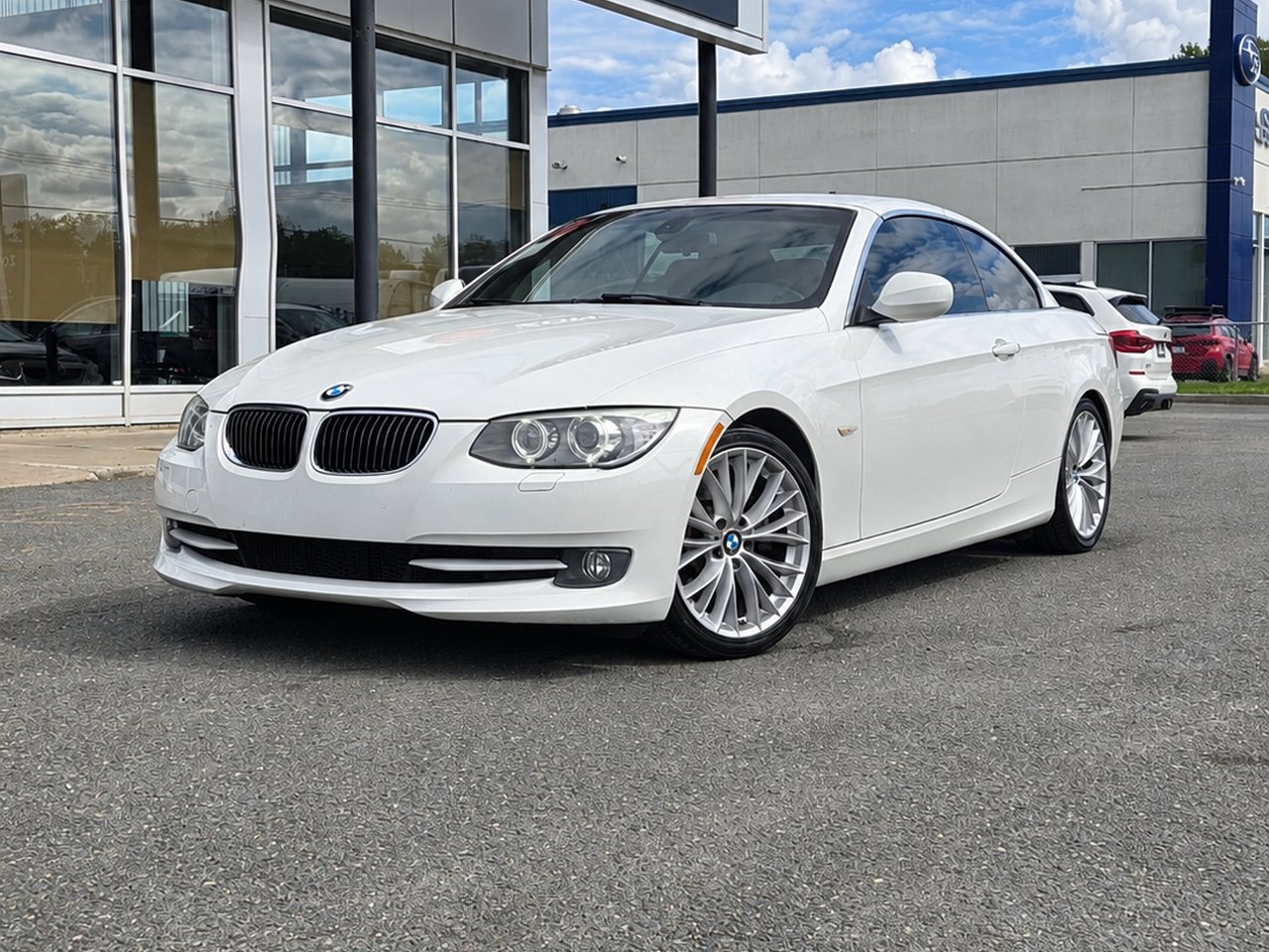BMW 335i Convertible 2011 Blanc Granby - photo #2
